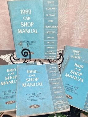 5 Ford 1969 Car Shop Manuals - Light Blue Covers